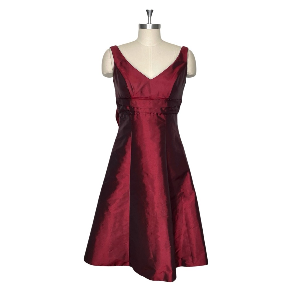 David's Bridal Taffeta Fit-and-Flare Dress Size 2 Burgundy Large Empire Waist